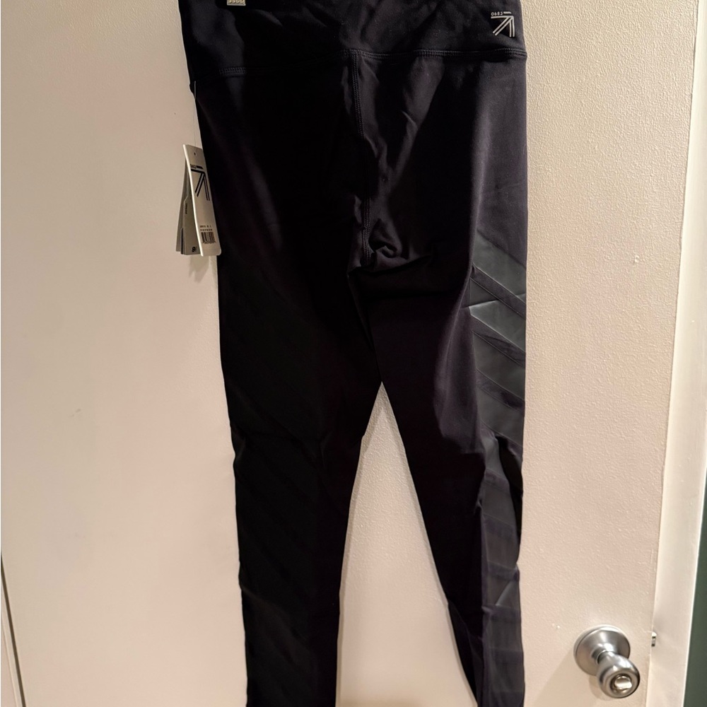 New Balance with J Crew Black Cropped Leggings